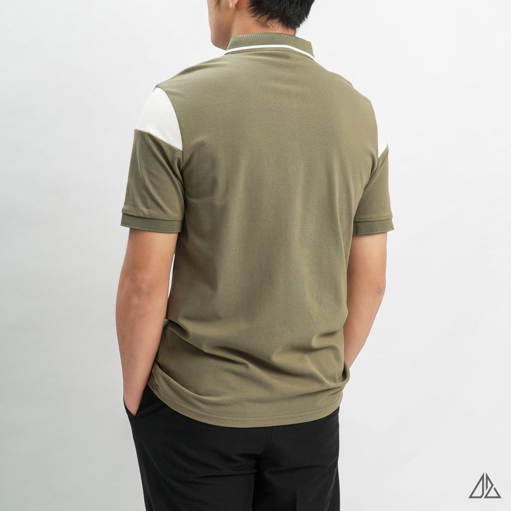 Áo polo viền cổ phối ống tay thêu G!