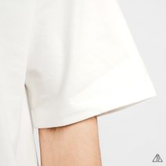 Áo thun cổ tròn thêu chữ RUBO