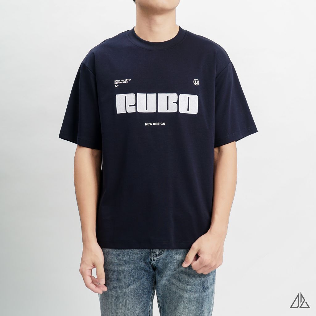 Áo thun cổ tròn thêu chữ RUBO