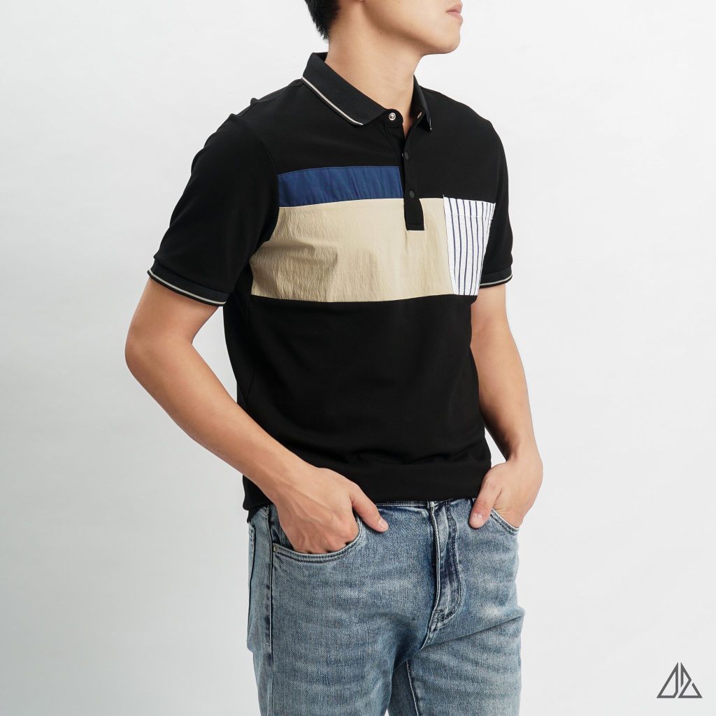 Polo đắp ngực kem túi sọc
