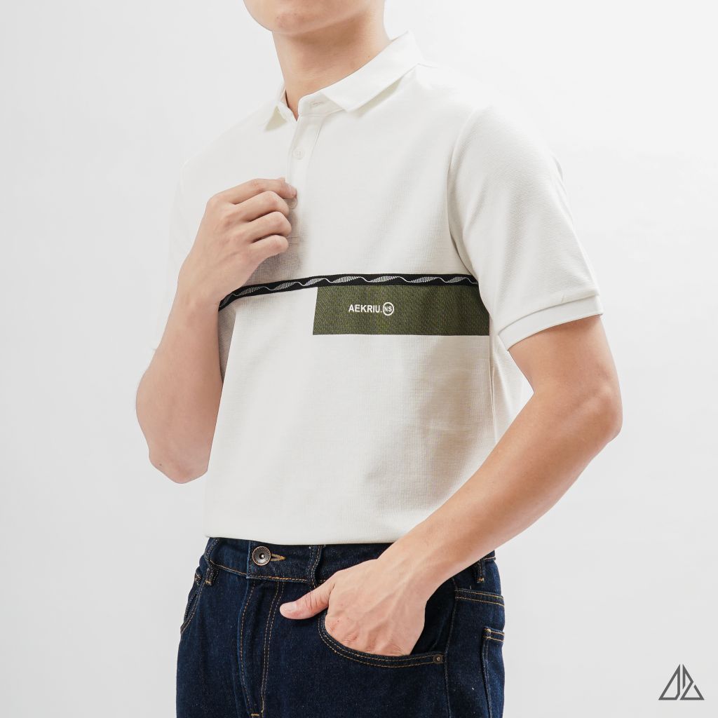Áo polo phối viền sọc ngực xanh