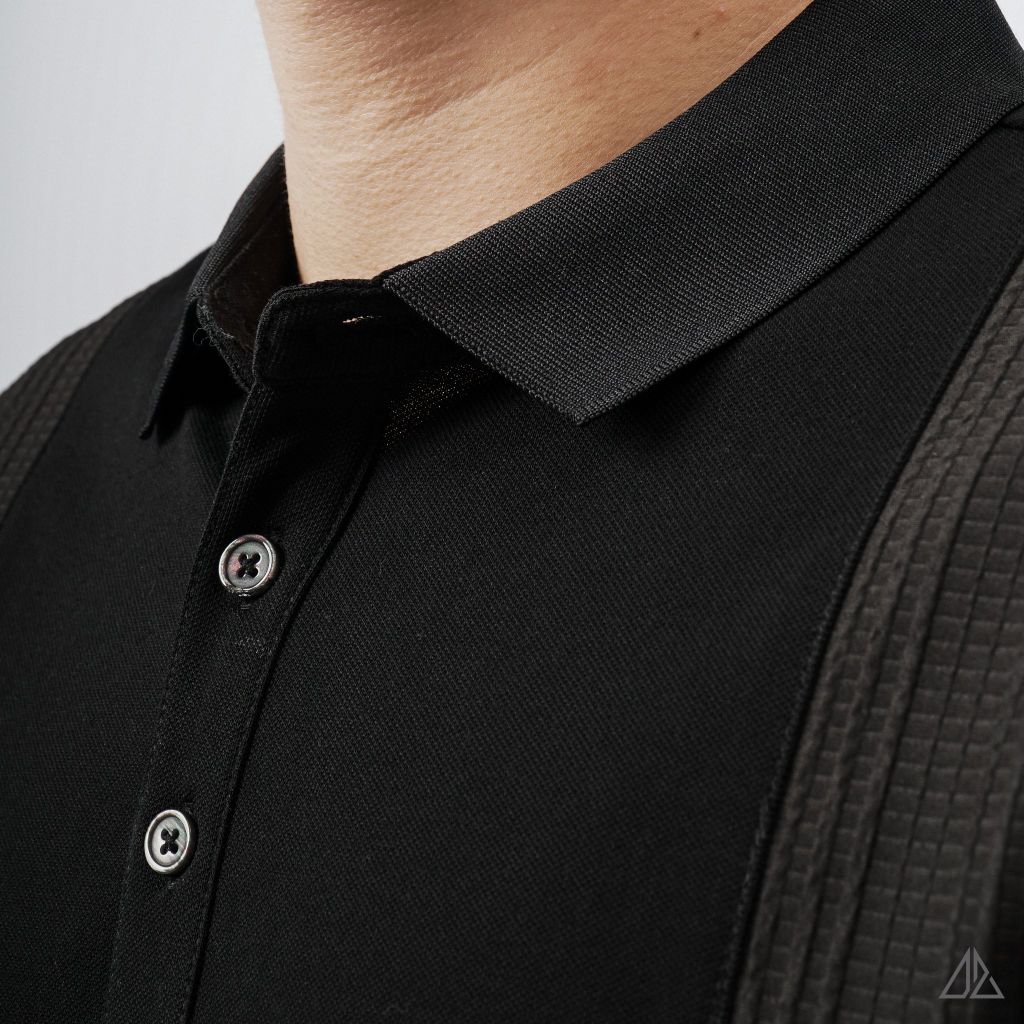 Áo polo phối vải nổi ngực