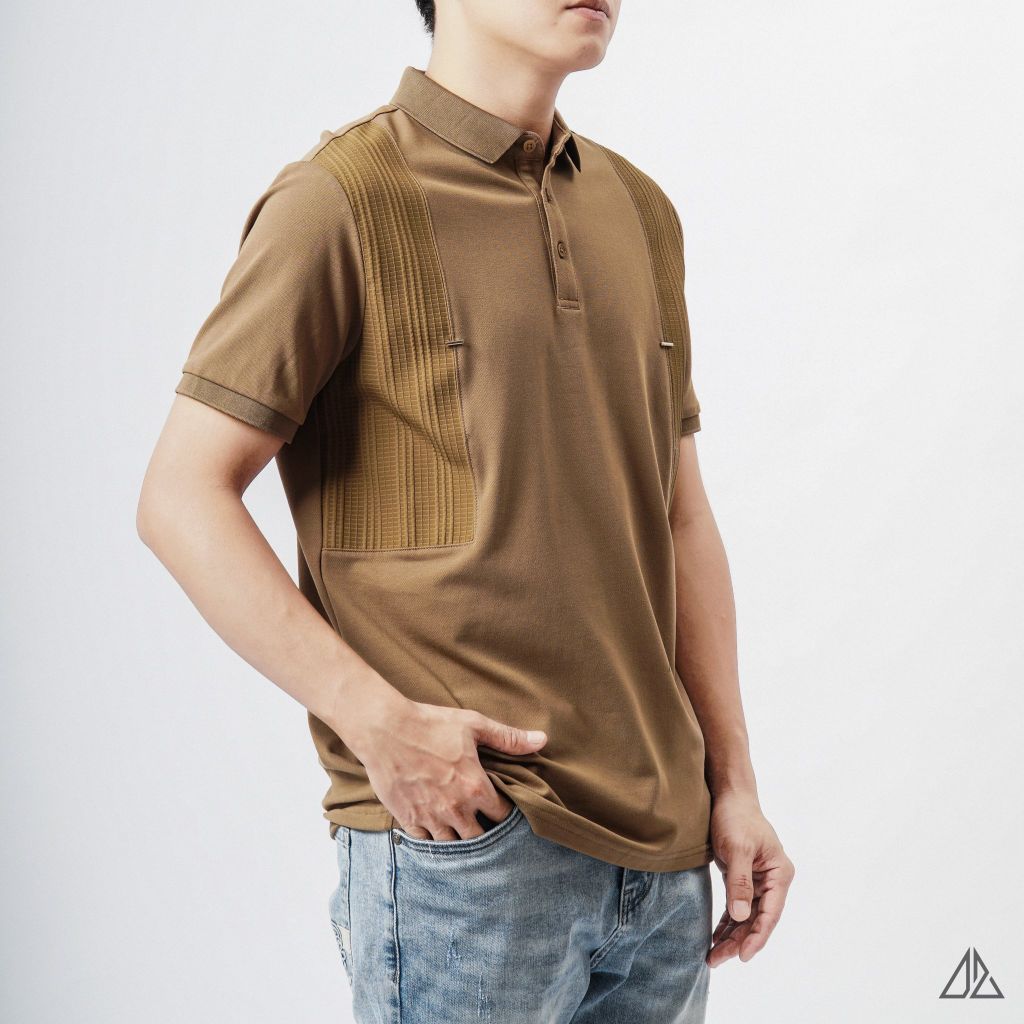 Áo polo phối vải nổi ngực
