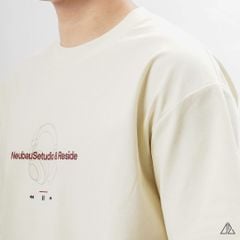 Áo thun cổ tròn HEADPHONE