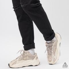 Quần jean đen rách gối DV226R