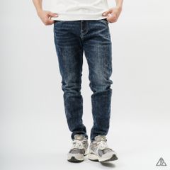 Quần jean xanh dập nổi túi DR