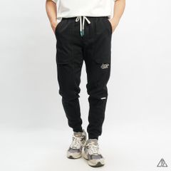 Quần jogger bo chân IVE