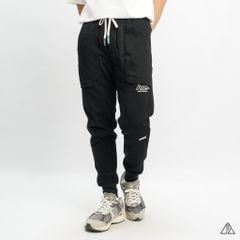 Quần jogger bo chân IVE
