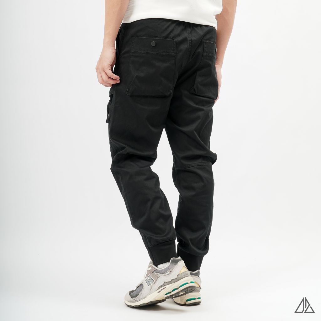 Quần jogger kaki túi hộp xéo