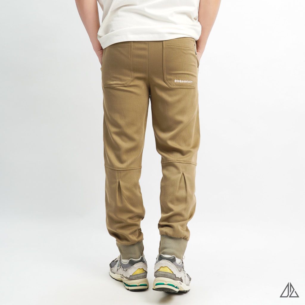 Quần jogger vải nỉ gân thêu CAIPUTER