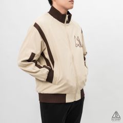 Áo khoác cổ đứng phối viền sọc thêu chữ M