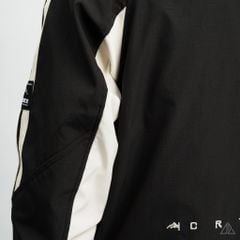 Áo khoác dù nón trùm phối viền tay áo raglan