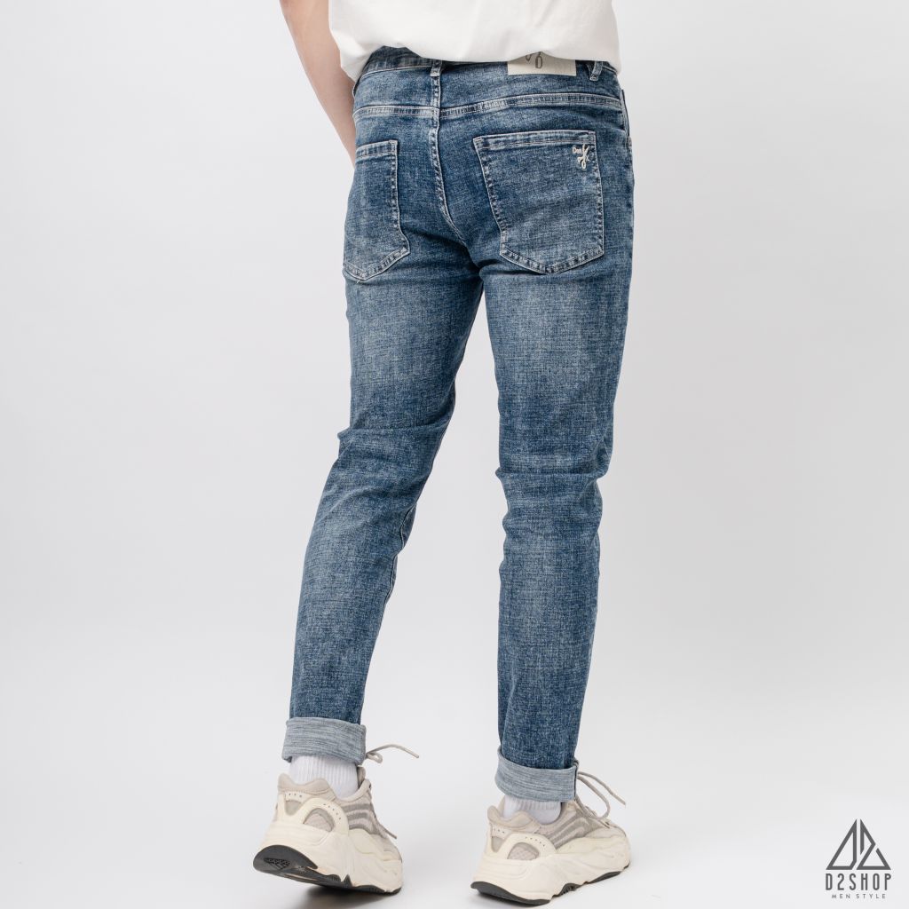 Quần jean xanh wash thêu túi DenX