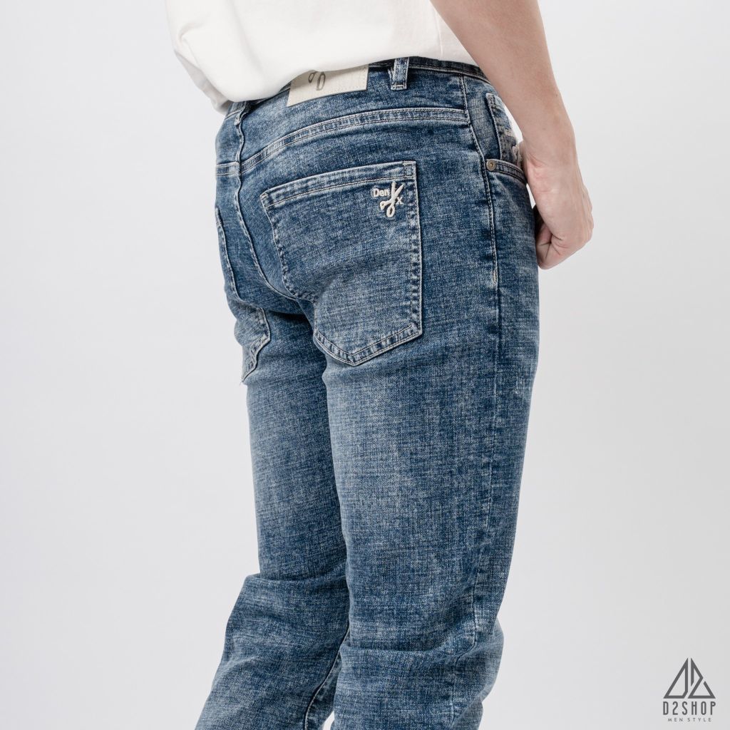 Quần jean xanh wash thêu túi DenX