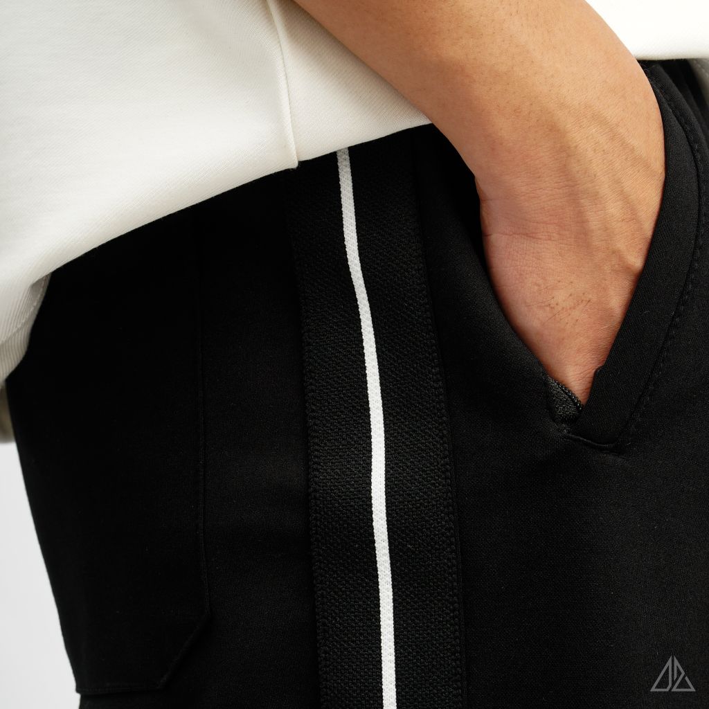 Quần đùi thun phối viền sọc