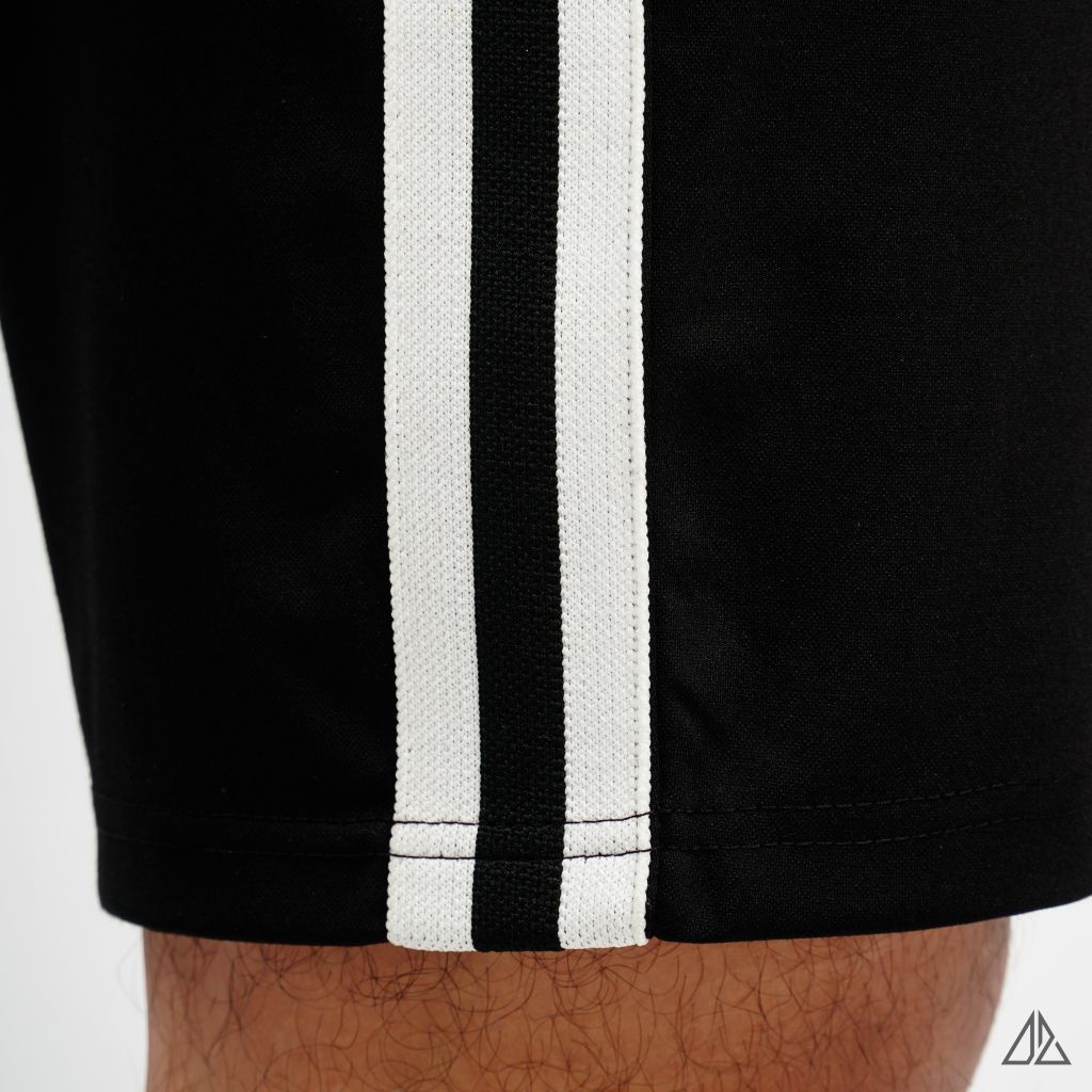 Quần đùi thun phối viền sọc