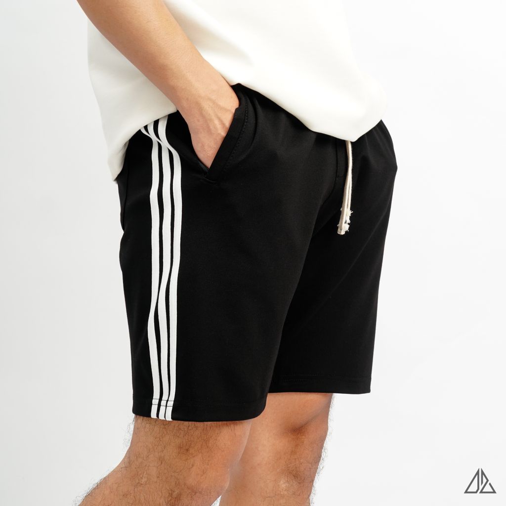 Quần đùi thun phối viền sọc