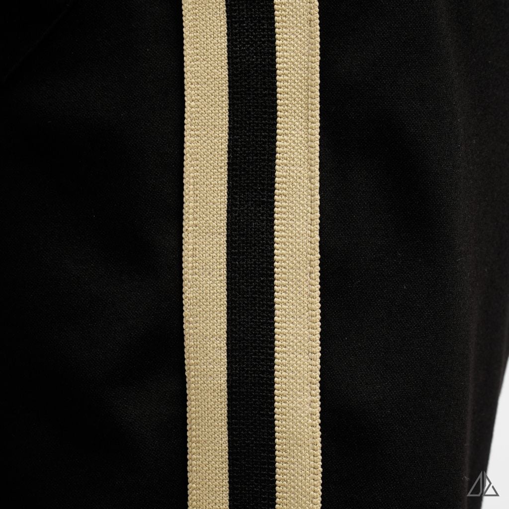 Quần đùi thun phối viền sọc