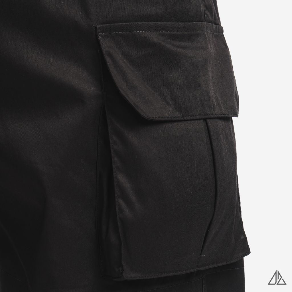 Quần short túi hộp vải dù