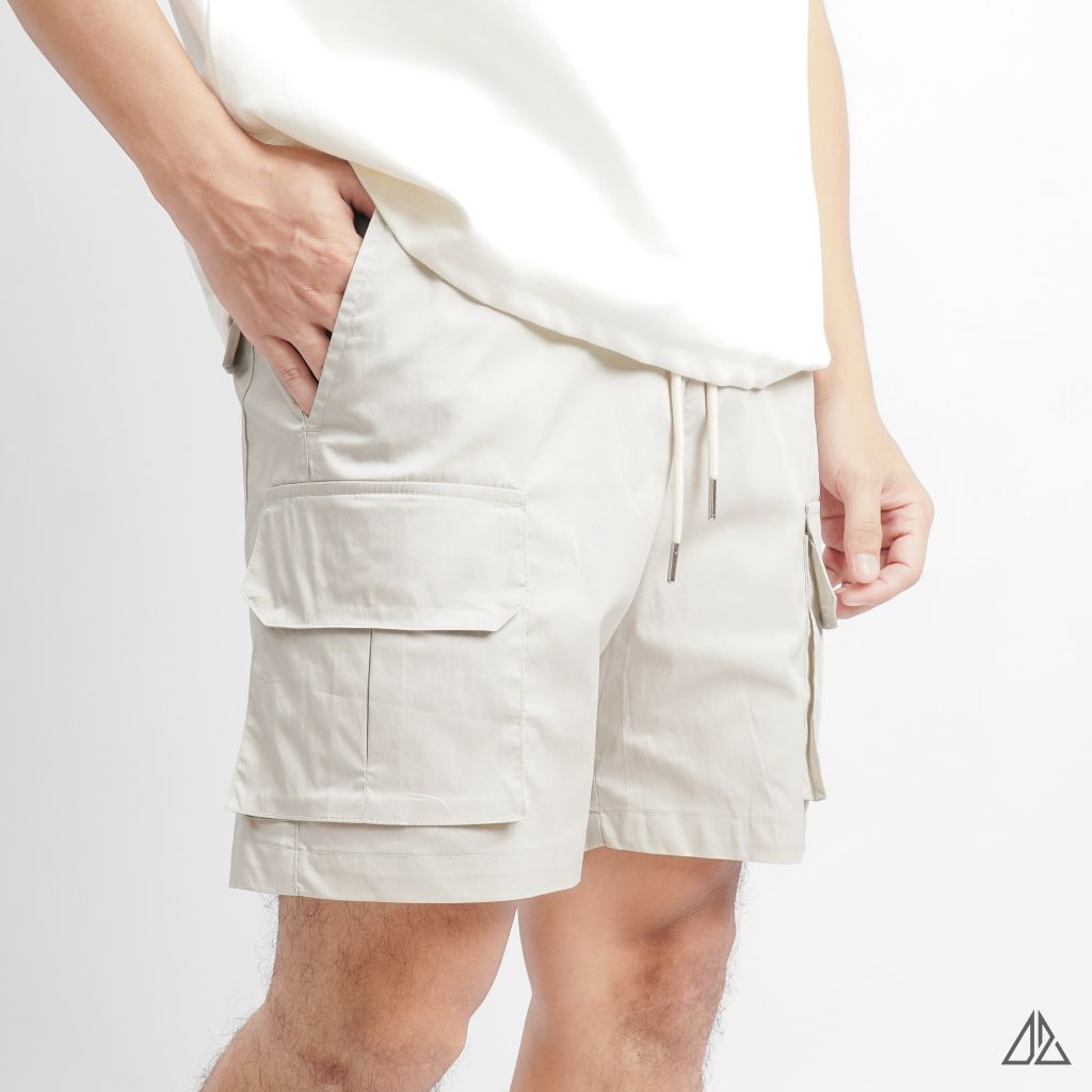 Quần short túi hộp vải dù