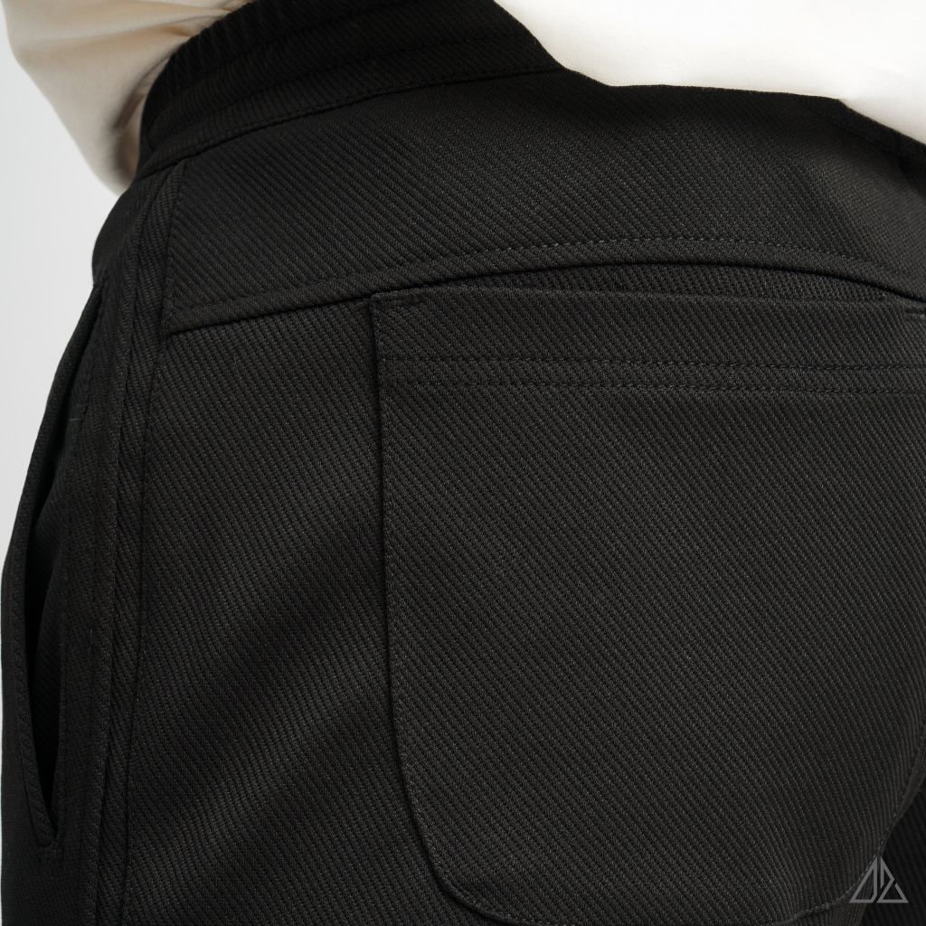 Quần short nỉ may ráp
