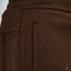 Quần short nỉ may ráp