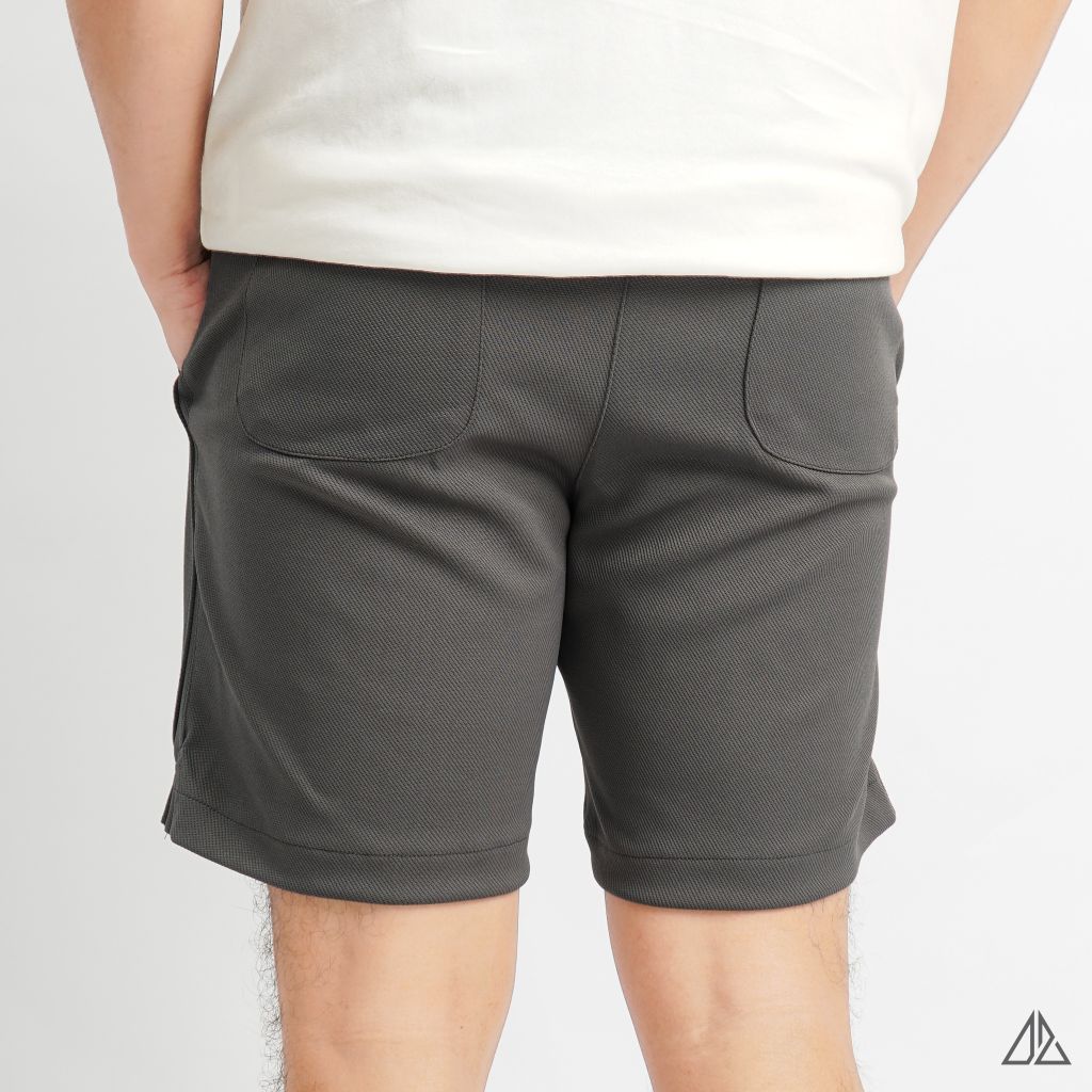 Quần short nỉ may ráp