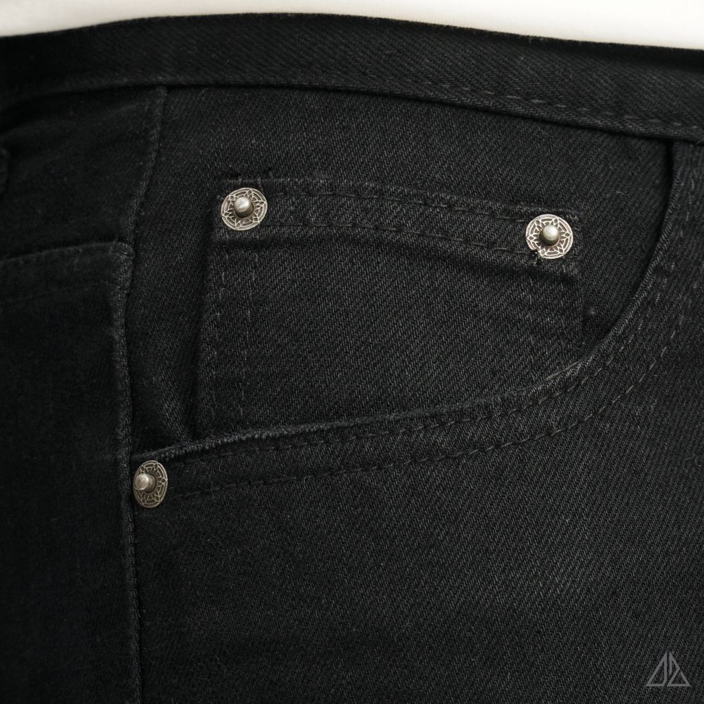 Quần short jean rách gấu