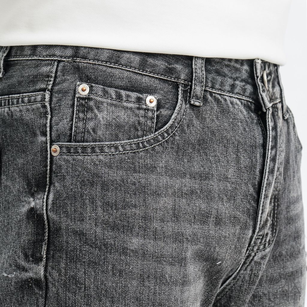 Short jean xanh đậm rách