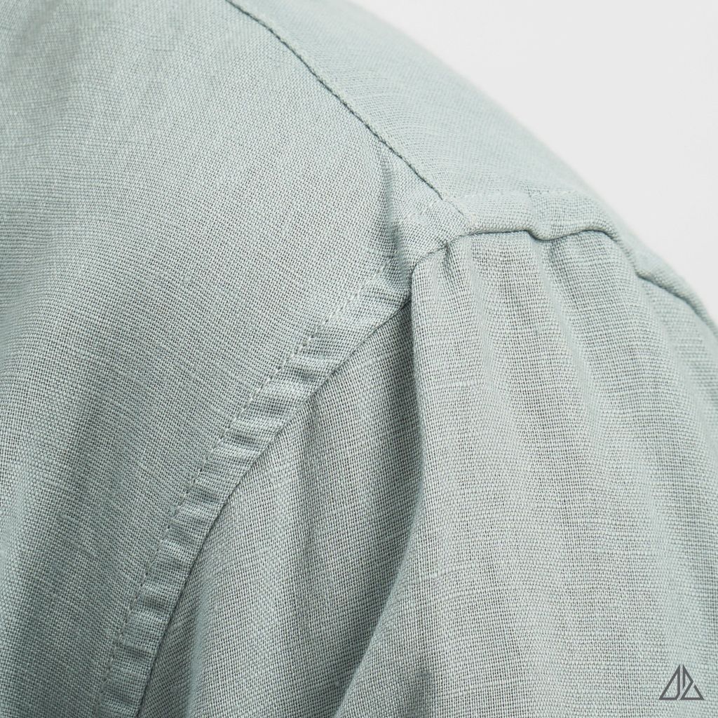 Áo sơ mi cổ trụ 2 túi vải Linen