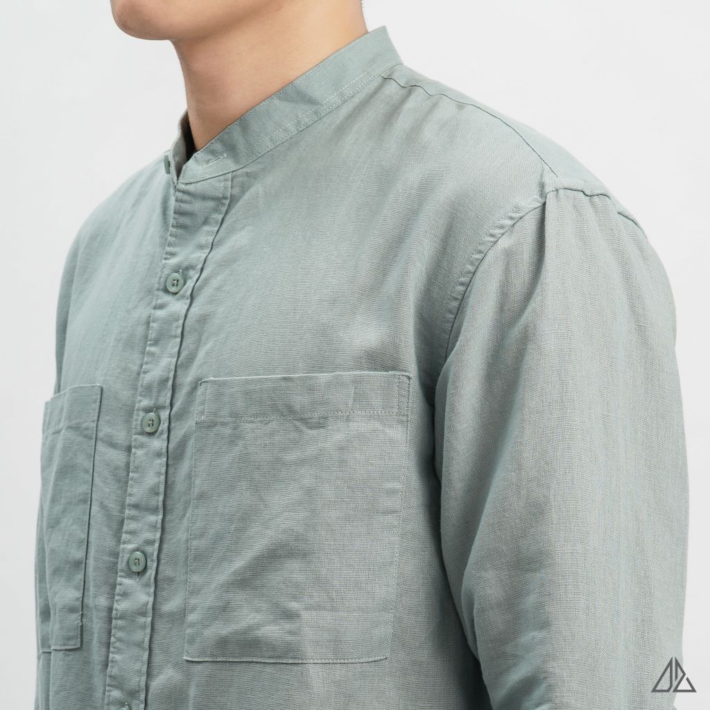 Áo sơ mi cổ trụ 2 túi vải Linen