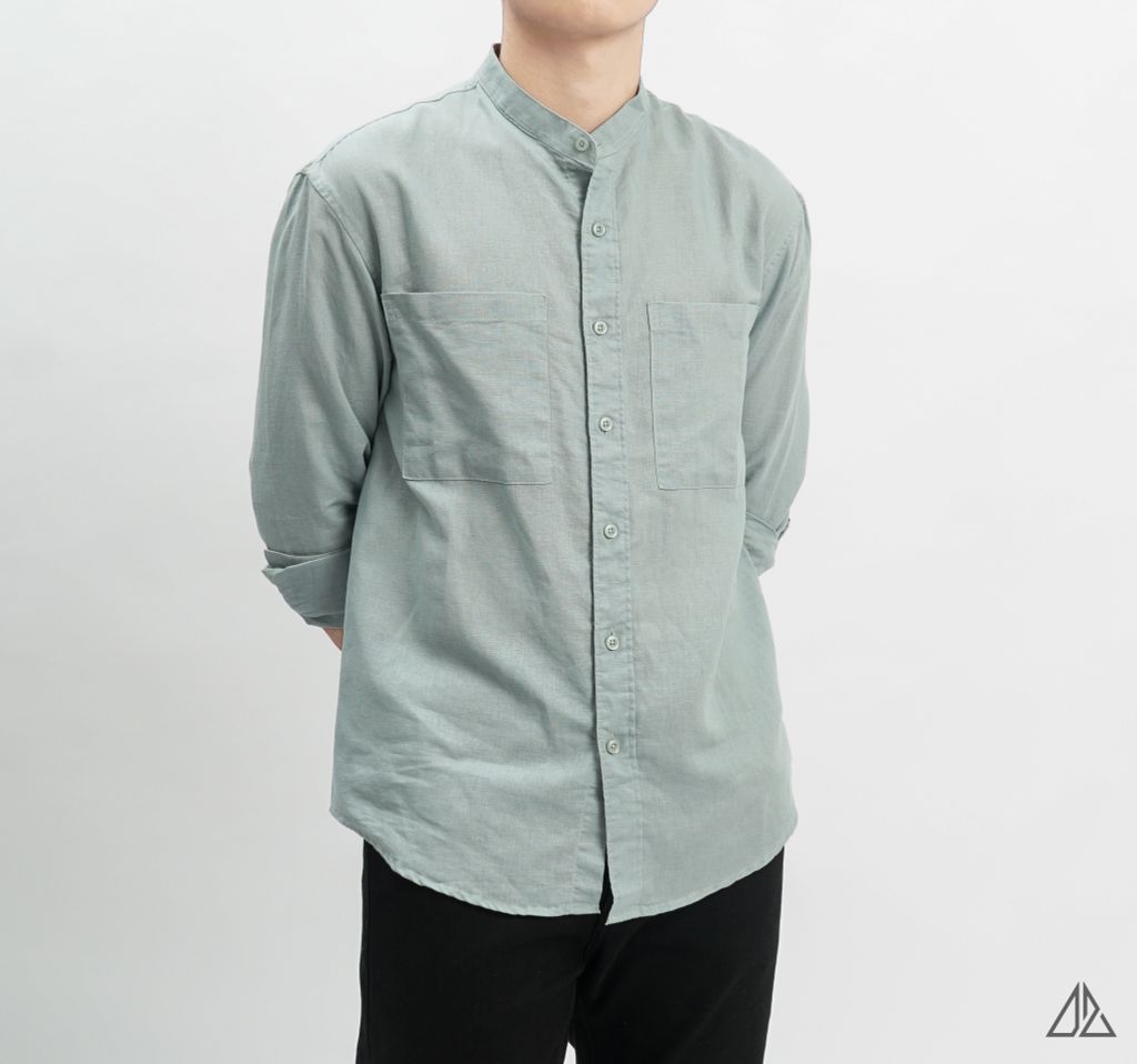 Áo sơ mi cổ trụ 2 túi vải Linen