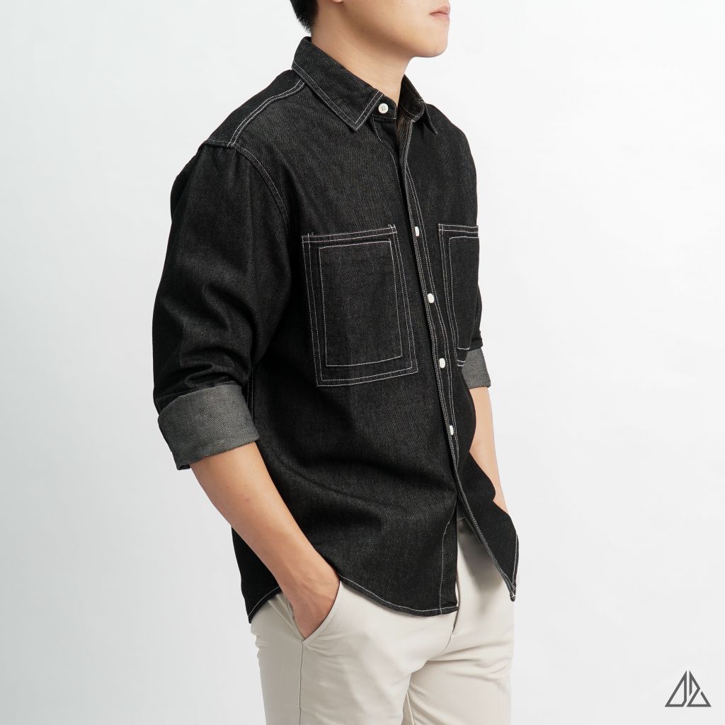 Áo sơ mi jean hai túi chỉ nổi