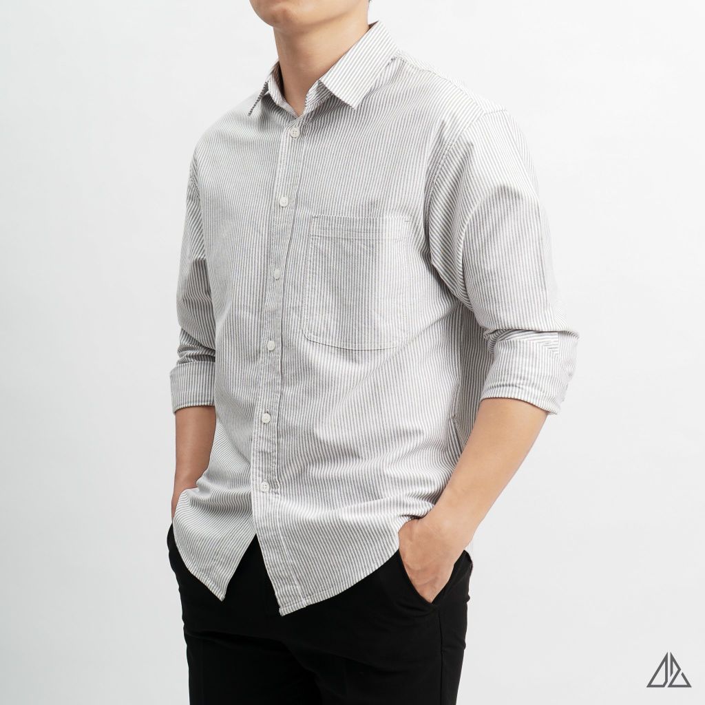 Áo sơ mi sọc phối túi vải pho