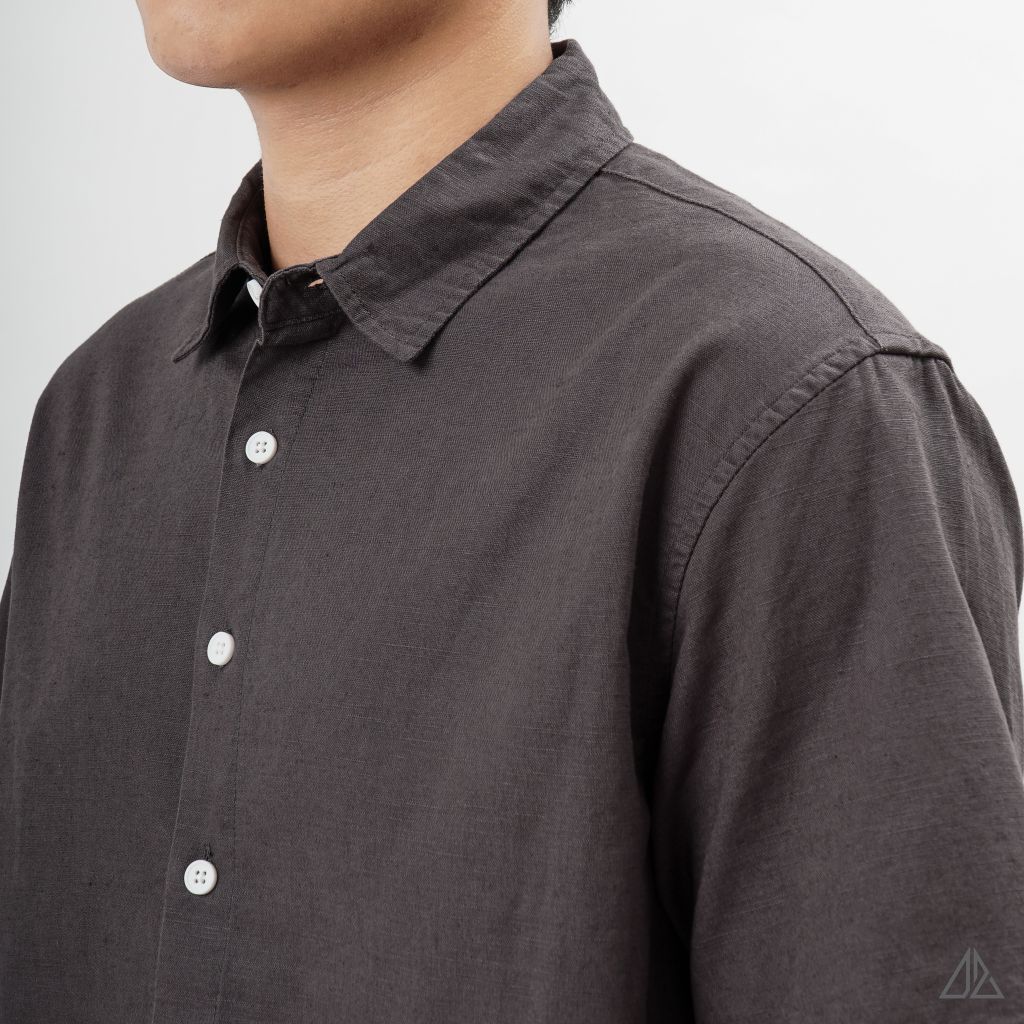 Áo sơ mi tay ngắn vải linen