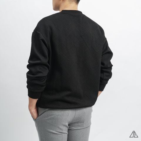 Áo nỉ dập nổi họa tiết