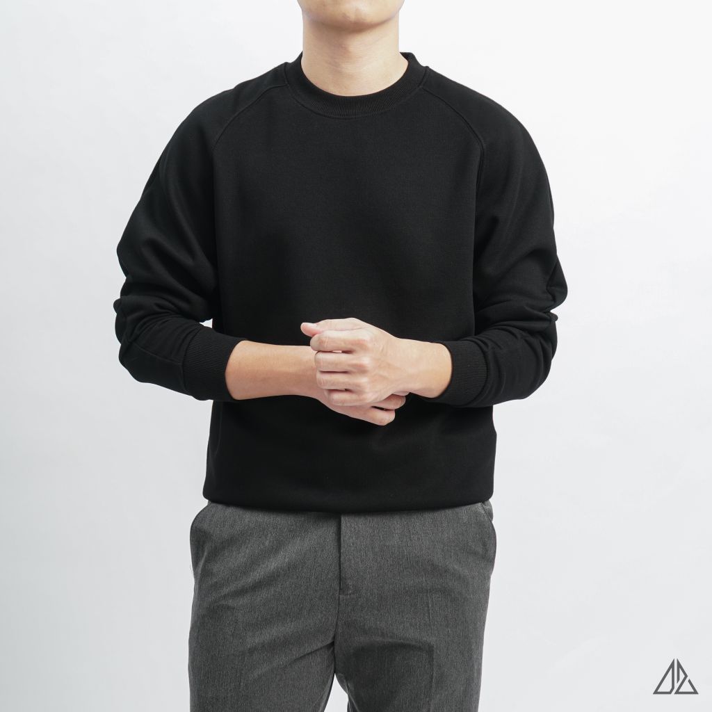 Áo thun tay dài Raglan
