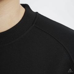 Áo thun tay dài Raglan
