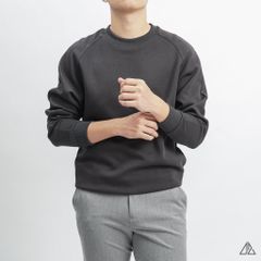 Áo thun tay dài Raglan