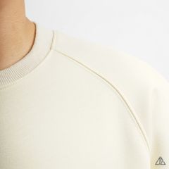 Áo thun tay dài Raglan