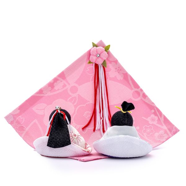 Búp Bê Hina Mini Trên Đệm Hoa Đào