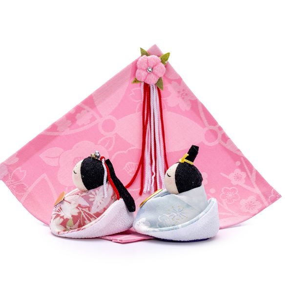 Búp Bê Hina Mini Trên Đệm Hoa Đào