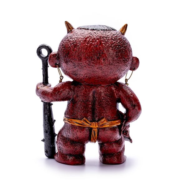 Tượng Oni cầm chùy