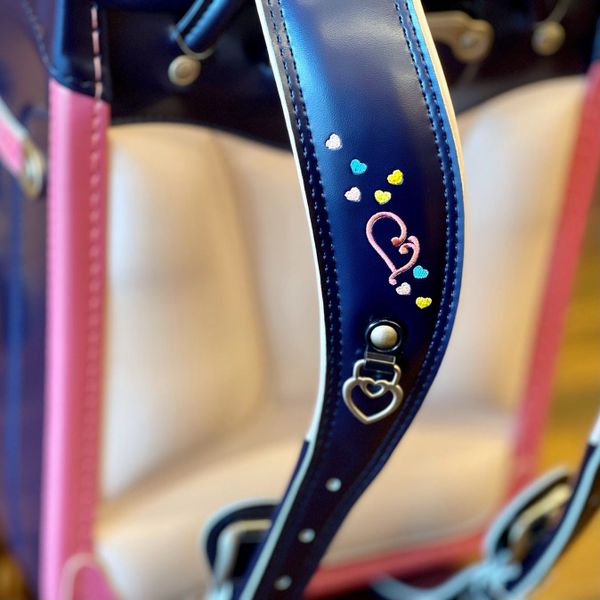 Cặp Randoseru Wonder Shiny Pearl Navy X Metallic Pink