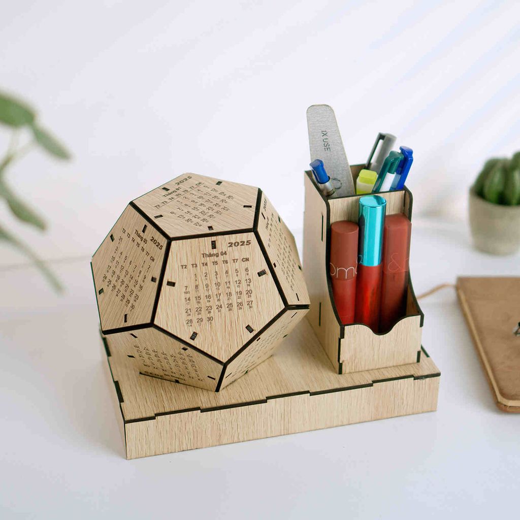 Lịch gỗ đa diện để bàn - TOY27