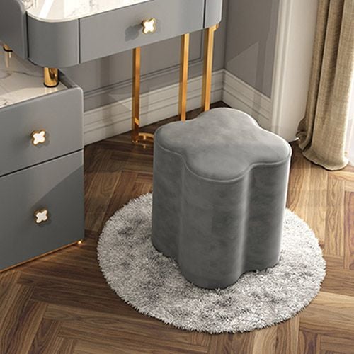 Ghế trang điểm hình cánh hoa hồng - GC28