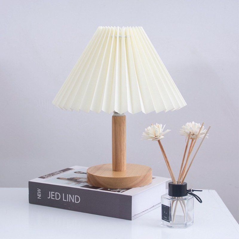 Đèn ngủ chân gỗ GN29
