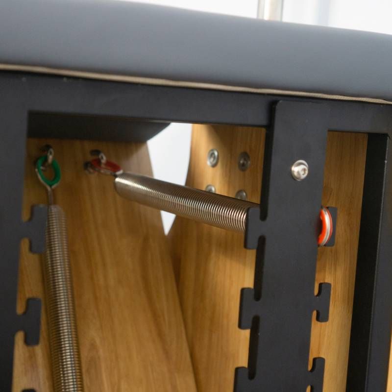 Máy Pilates Wunda Chair khung sắt PL.05A
