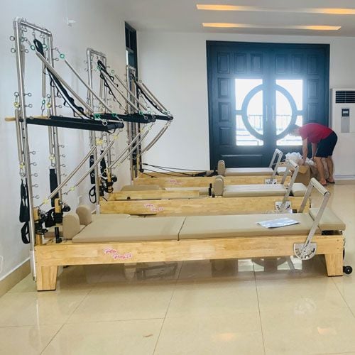 Máy tập Pilates Reformer Tower