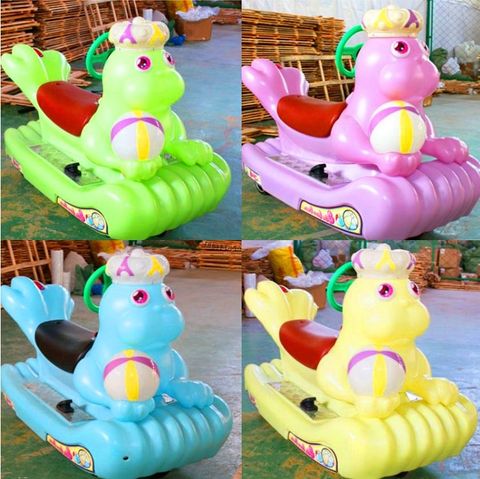 Xe điện đụng 32